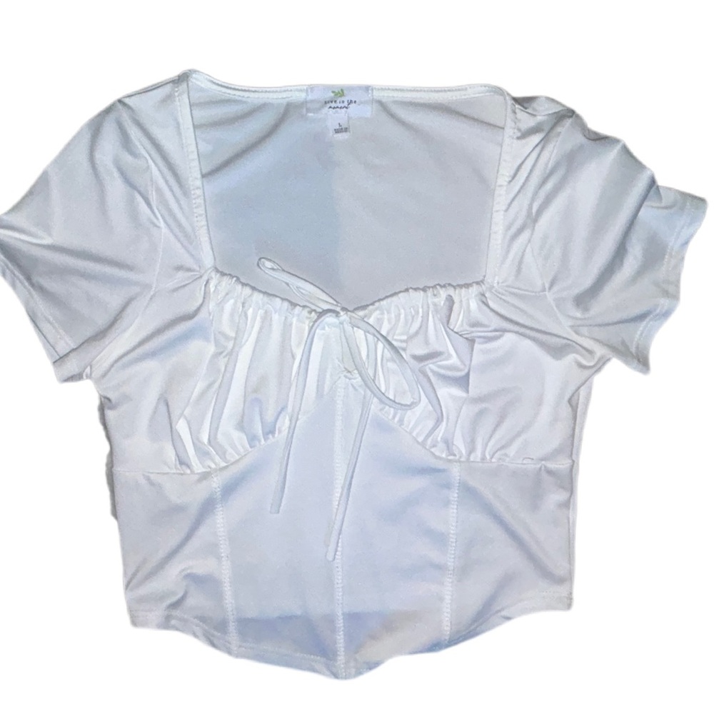 Size Large White “Life in the Moment” short sleeve blouse/shirt cropped.